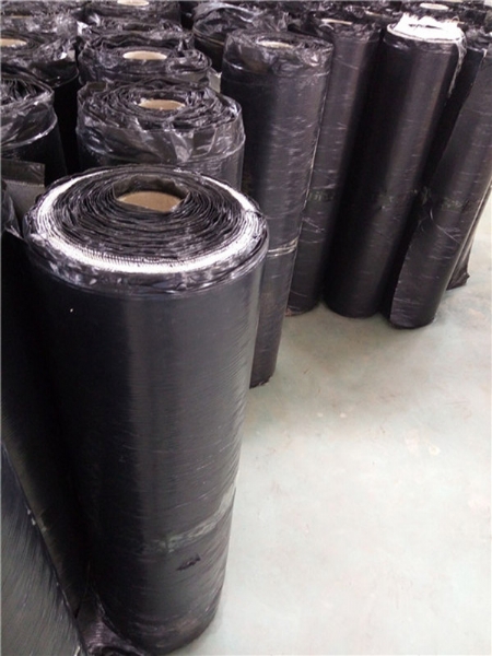 抗裂貼的力學(xué)效應(yīng)