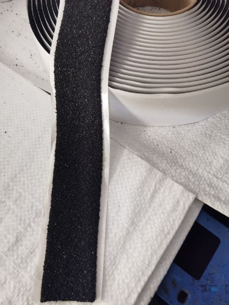 沙面貼縫帶施工方法